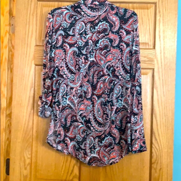 Vanity button down blouse - Picture 5 of 5